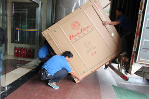 萨迦钢琴贵重工艺品无忧运